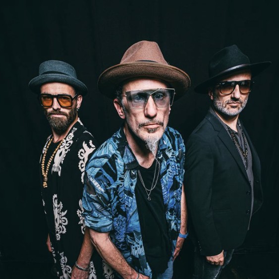 The Next Movement (CH)