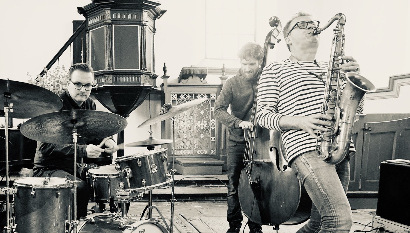 WonderYears plays Stevie Wonder